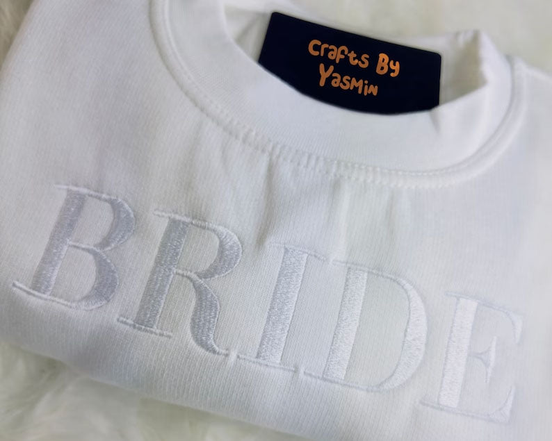 Bride Sweatshirt, Wifey Embroidered Crewneck Jumper, Maid of Honour Hubby Jumper, Couple Matching Hen Do Bachelor Party Wedding Gift for Mrs