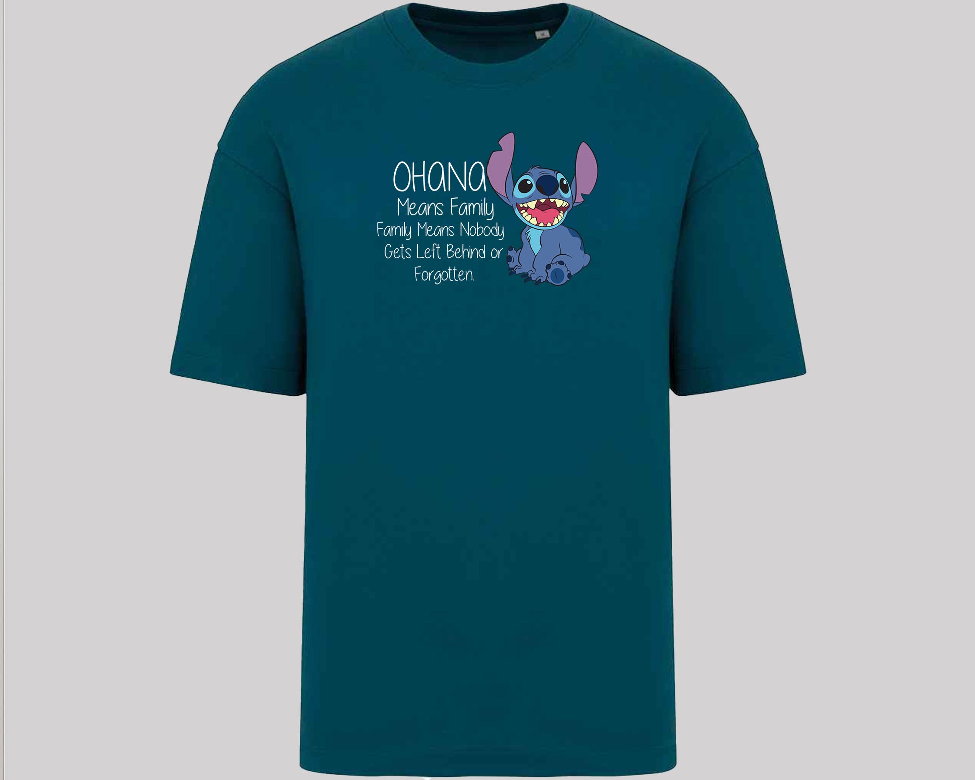 Stitch Oversized T-Shirt, Cute Disney Tee with 'Ohana Means Family' Quote, Oversized Fit for Women & Men, Cool Streetwear M8405