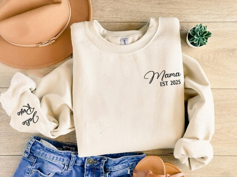 Matching Mom and Dad Embroidered Sweatshirt, Personalised Mom Dad Sweater, Kids Name on Sleeve Mama Jumper, Dad Crewneck, Mother's Day Gifts