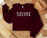 Personalised Mom Sweatshirt, Custom Kids Name Printed Sweatshirt, Minimalist Mummy Monogram Jumper, Mum Crewneck Sweater, Mother's Day Gift