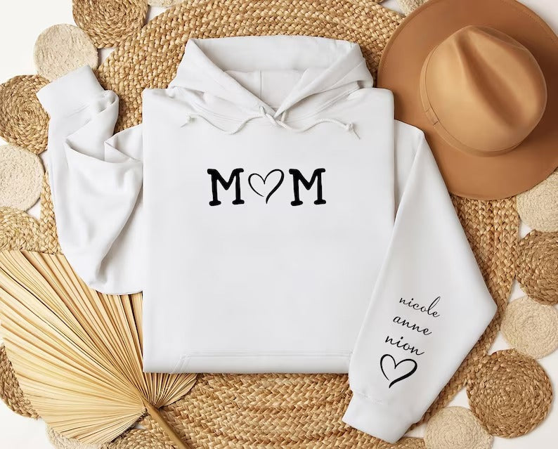 Personalised Mom Hoodie, Custom Mummy Kids name on Sleeve Hoodie, Minimalist Mom Sweatshirt, Heart Printed Mommy Jumper, Mother's Day Gifts