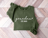 Personalised Grandma Sweatshirt, Custom Est Date Crewneck Sweater, Grandma Heart Printed Jumper, Minimalist Mummy Sweater, Mothers Day Gifts