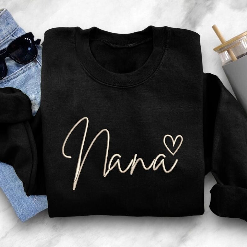Embroidered Nana Crewneck Sweatshirt, Nana with Heart Sweatshirt, Mothers Day Gifts for Grammy, New Grandmother Jumpers, Gift for New Mom