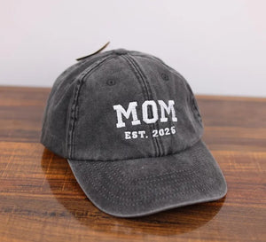 Personalised Embroidered Hat, Custom Date Mom & Dad Baseball Hat, Vintage Hat for New Grandma, Pregnancy Announcement Gift, Mothers Day Gift