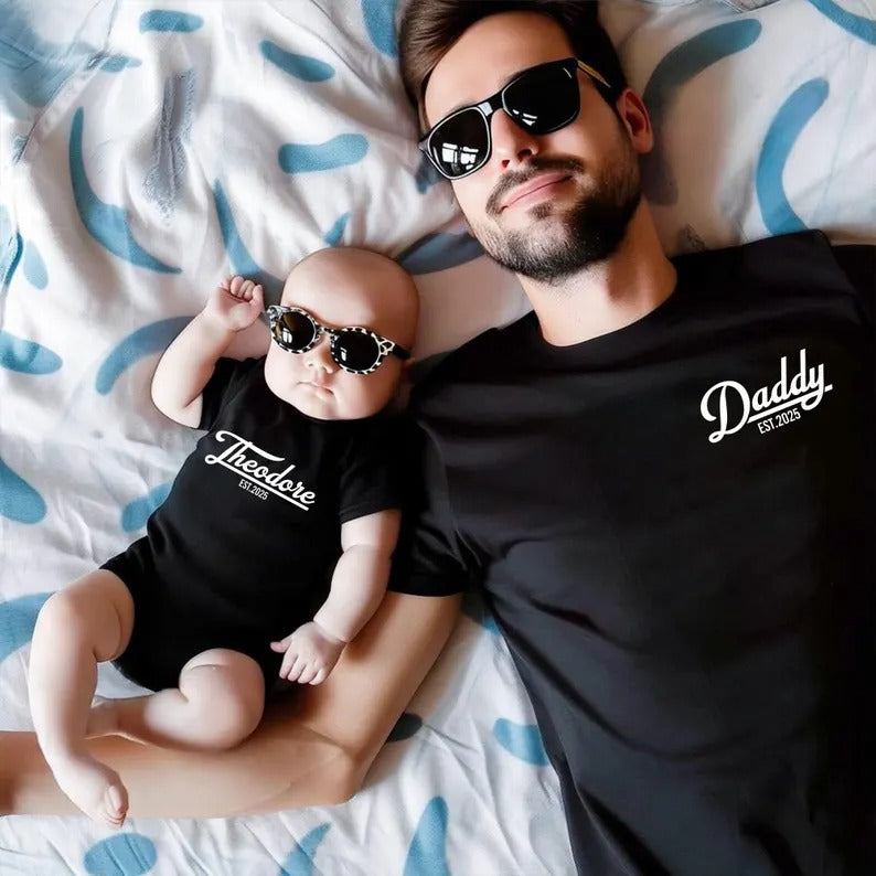 Personalised Dad Est Shirt, Custom Dad T-Shirt with Baby’s Birth Year, Father’s Day Gift from Baby, New Dad Gifts, Matching Family Shirts