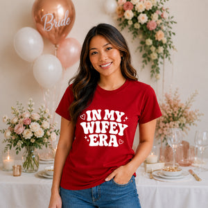 Groovy Wifey Era Retro Slogan Engagement Bride Ladies T-Shirt