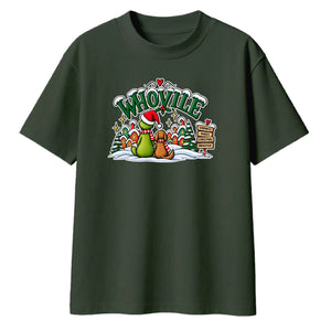 Charming Whoville puppy scene Christmas Oversized T-Shirt