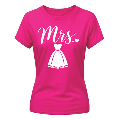 Chic Cursive Mrs Wedding Dress Graphic Bride Ladies T-Shirt