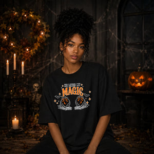 Enchanting crystal ball skeleton Halloween Oversized T-Shirt