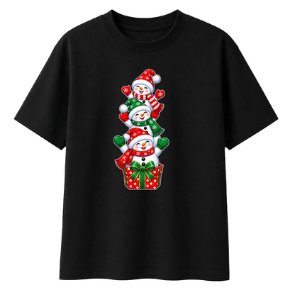 Playful stacked snowmen gift Christmas Oversized T-Shirt