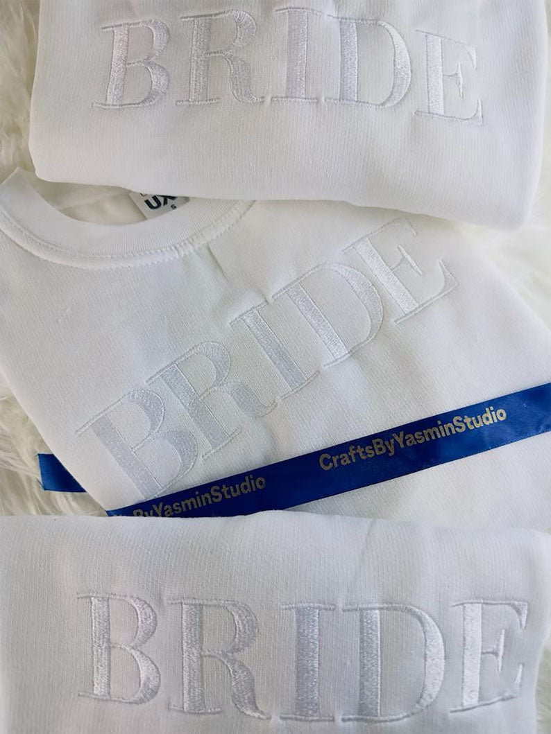 Bride Sweatshirt, Wifey Embroidered Crewneck Jumper, Maid of Honour Hubby Jumper, Couple Matching Hen Do Bachelor Party Wedding Gift for Mrs